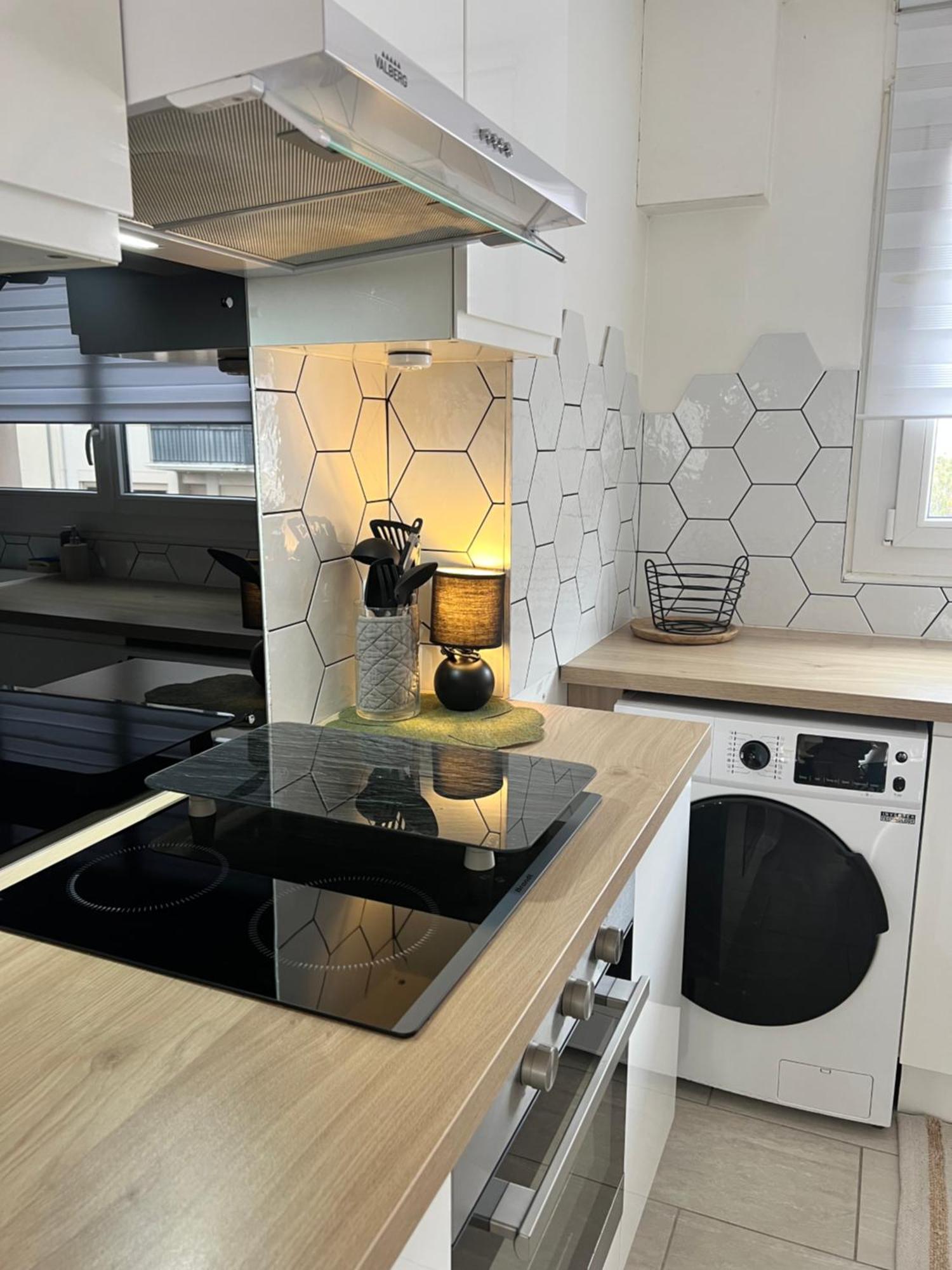Le Bellevue - T3 - Gare & Les Jardins Darcy - Parking Free Appartement Dijon Buitenkant foto